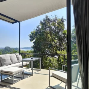 Hill balcony 3