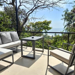 hill balcony 5