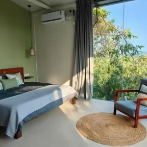 hill bedroom (2)