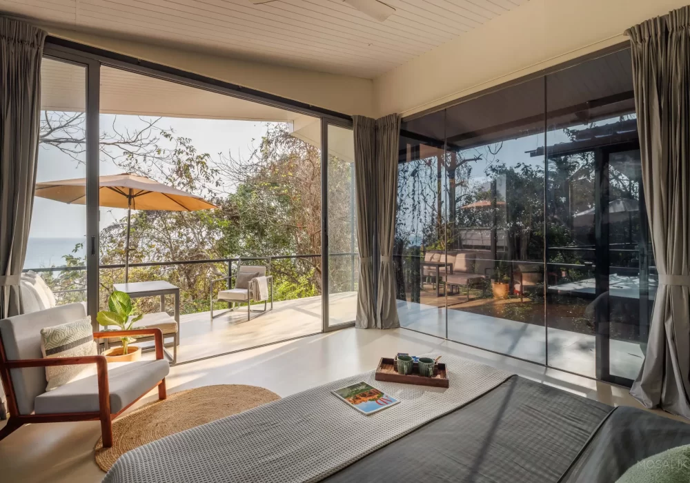 hill bedroom view 3