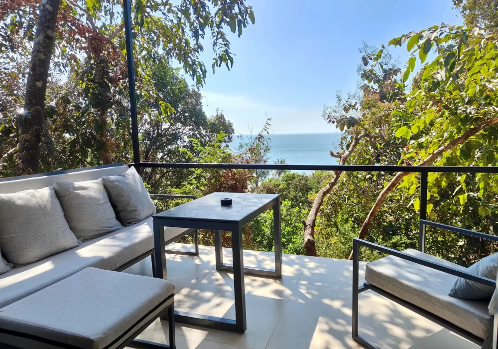 hill room view