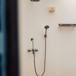 huts bathroom Nada Rooms-0784-min